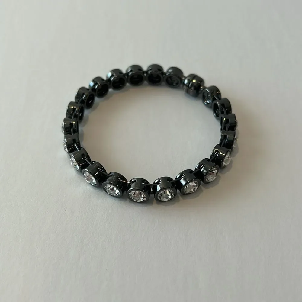 NWOT Silpada Black K&R Swarovski Crystal Glamour
Bangle Bracelet KRB0098 - Picture 6 of 7